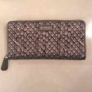 New Coach Fabric Wallet Pewter Silver Zip Around